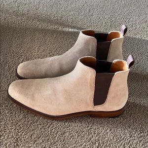 Aldo size 10 suede Chelsea boots